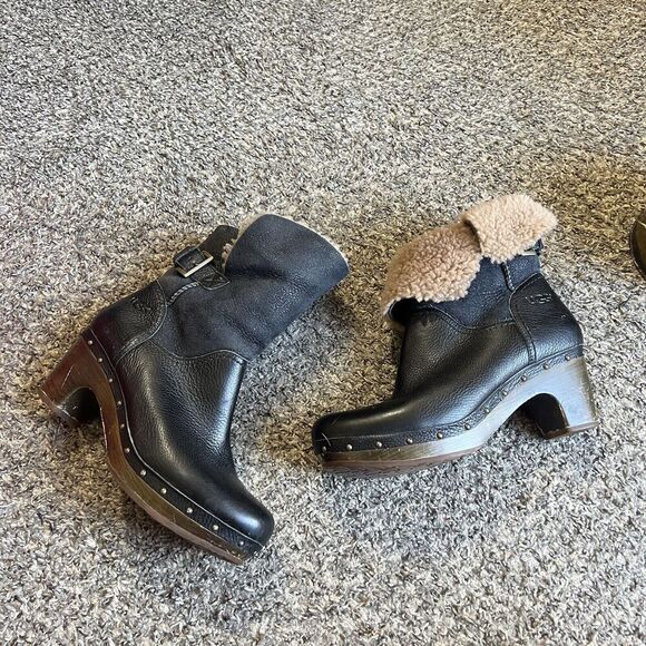 UGG Amoret Boots Black Leather Wooden Block Heel Womens Size US 10 Fold-over - Picture 9 of 9